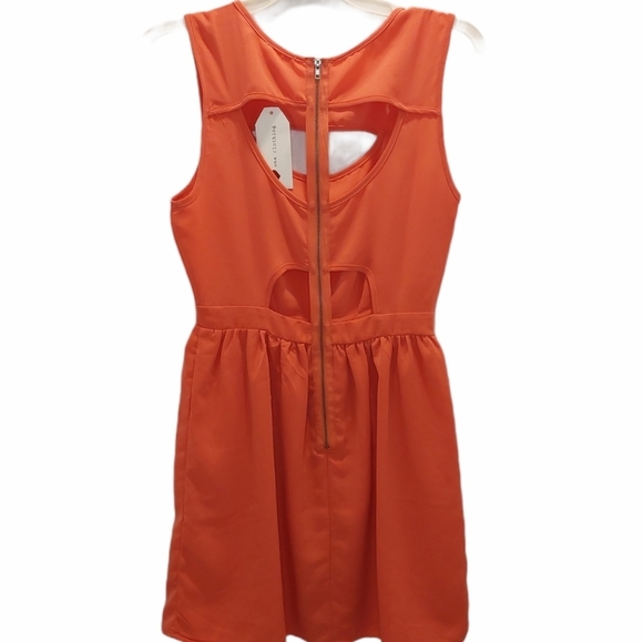 One Clothing Junior's Size Medium Dress Coral Summer NWT - Picture 2 of 9